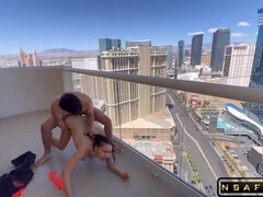 Anal, Tetas grandes, Rubia, Mamada, Tetona, Sexo duro, Público, Adolescente