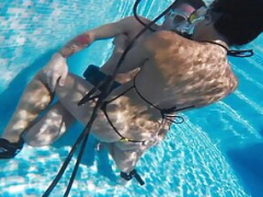 Underwater bj and hand job by Polina Rucheyok