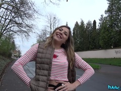Amateur, Mamada, Corrida, Estilo perrito, Al aire libre, Público, Coño, Ruso