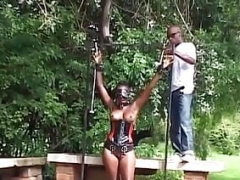 Africain, Bondage domination sadisme masochisme, Bondage, Hard, Humiliation, De plein air, Public, Attachée