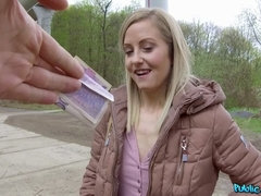 Enthousiasteling, Pijpbeurt, Sperma in gezicht, Handbeurt, Buiten, Gezichtspunt, Openbaar, Student