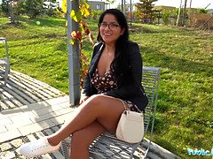 Gros cul, Grosse bite, Brunette brune, Hd, Seins naturels, De plein air, Réalité, Criant