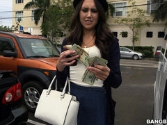 Grote lul, Pijpbeurt, Bruinharig, Hondjeshouding, Flexibiel, Geld, Rijden, Tieten likken