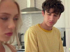 Arsch, Schlafzimmer, Blondine, Blasen, Besamung, Hardcore, Höschen, Reiten