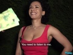 Tetas grandes, Mamada, Morena, Estilo perrito, Pajear, Dinero, Al aire libre, Estriptis