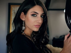 Noire, Sucer une bite, En levrette, Branlette thaïlandaise, Hard, Embrassement, Culottes ou slips, Rasée