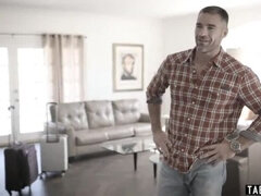 Emily Willis Fucks Virgin Teen and Niece in Hot Threesome