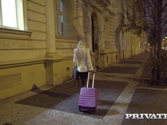 Gros cul, Gros seins, Noire, Blonde, Plantureuse, Tir de sperme, Seins naturels, Nénés