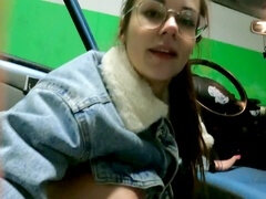 Amateur, Sucer une bite, Tir de sperme, Lunettes, Fait maison, De plein air, Public, Fumer