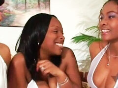 Mercury Orbitz and Skyy Black Use The Green Double Dildo With Their Friend