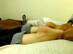 Amateur, Belle grosse femme bgf, Pieds, Branlette thaïlandaise, Fait maison