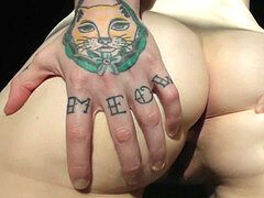 Grote kont, Dansen, Vies