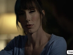 Анальный секс, Большие сиськи, Глубокая глотка, Ледибой, Лизание жопы, Трансы, Мачеха