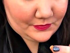 Enthousiasteling, Mooie dikke vrouwen, Bruinharig, Eerste keer, Buiten, Roken