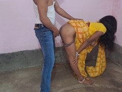 Sexy village bhabhi Trilokinath gets smothered in outdoor fun