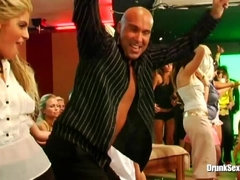 Leie, Blasen, Cfnm, Gruppe, Lingerie, Dusche, Ablutschen, Swingers