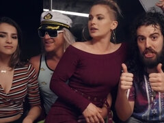 Blond, Gevangen, Lul, Jurk, Kokhalzen, Feest, Doordringend, Tiener