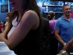 Culo, Tetas grandes, Mamada, Club, Borracha, Orgía, Coño, Tetas