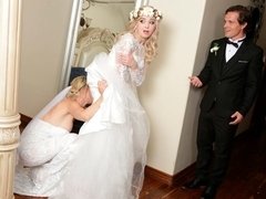 69, 舐める尻, デカ尻, ブロンド, フェラチオ, 結婚, バック, 三人