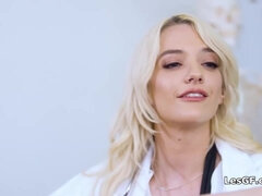 Gyno checkup turns to foursome scissoring party