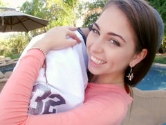 Любители, Большая жопа, Минет, Брюнетки, Семяизвержение, Куколка, Межрасовый секс, На природе