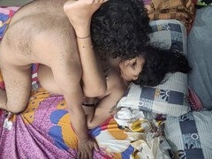 18 años, Desfloración, Casero, Besar, Lamidas, Pequeña, Medias largas, Chupando