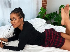 Смазливые, Черненькие, Большие дырки, Ласковые ручки, Мастурбация, Юбки, Молоденькие, Сиськи