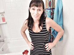 18 летние, Брат, Брюнетки, Платье, Фетиш, Трусики, Порнозвезда, Реалити