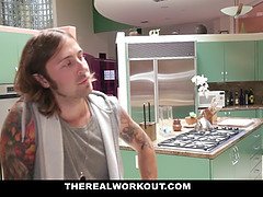 Брюнетки, Глубокая глотка, Член, Спортзал, Лизание, Натуральные, Киски, Реалити