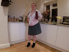 Gros cul, Gros seins, Britannique, Mère que j'aimerais baiser, Maman, Enceinte, Seins flasques, Uniforme