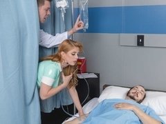 デカ尻, デカパイ, フェラチオ, バック, 手コキする, 剃毛, ストッキング, ユニフォーム