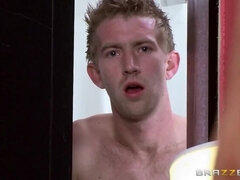 Cunnilingus, Corrida, Estilo perrito, Europeo, Pies, Coño, Cabello corto, Tatuaje