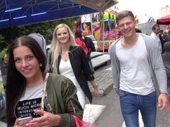 Blond, Pijpbeurt, Dubbele penetratie, Geld, Natuurlijke tieten, Gezichtspunt, Geschoren, Tiener