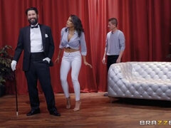 Engañando, Pareja, Tacones, Jeans, Perforación, Coño, Tatuaje, Esposa