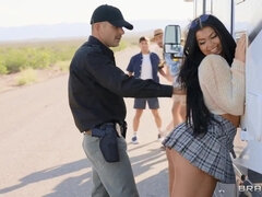 Culo, Culo grande, Tetas grandes, Mamada, Garganta profunda, Hd, Madres para coger, Al aire libre