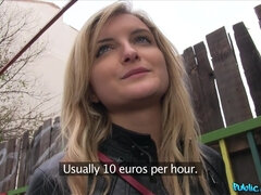 Leie, Tussi, Blondine, Blasen, Aufs gesicht abspritzen, Pov, Öffentlich, Lehrer