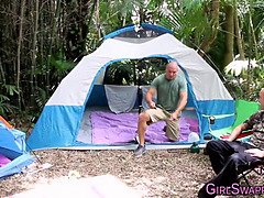 Pijpbeurt, Fetisj, Hd, Buiten, Feest, Schreeuwen, Taboe, Tiener