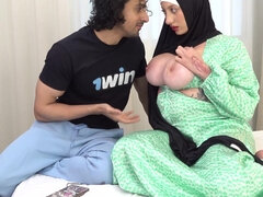 Arab woman with huge naturals sucks dick like a pro
