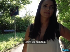 Amateur, Morena, Corridas, Europeo, Al aire libre, Público, Nalgadas, Tetas