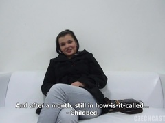 Noire, Tchèque, Seins naturels