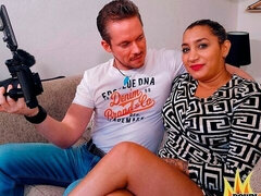 Amateur, Mamada, Estilo perrito, Latina, Tetas naturales, Bragas, Puta, Tatuaje