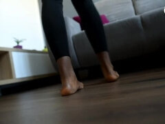 Brunette brune, Tchèque, Pieds, Fétiche des pieds, Talons, Pov, Réalité, Adolescente