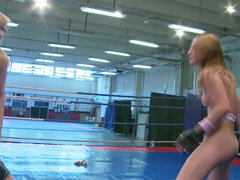 Красотки, Блондинки, Женские бои, Платье, Фетиш, Лесбиянка, Молоденькие, Шлюха