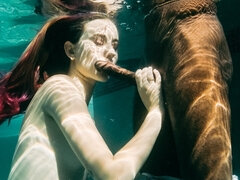 Bikini, Negro, Erótico, Corridas faciales, Interracial, Al aire libre, Ducha, Mojado