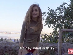 She pays for a new phone with her ass in a public park