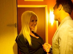 お尻, フェラチオ, バック, 手コキする, オナニー, 淫乱熟女, ストッキング, オッパイの