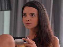 18 ans, Nana, Grosse bite, Tir de sperme, Femelle, Hd, Actrice du porno, Nénés