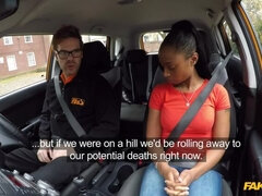 Gros seins, Sucer une bite, Tir de sperme, En levrette, Faciale, Branlette thaïlandaise, De plein air, Pov