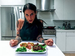 デカパイ, フェラチオ, バック, 手コキする, 淫乱熟女, 裸, タトゥー, オッパイの