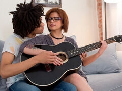 お尻, デカパイ, バック, 眼鏡, なめる, 自然山雀, オマンコ, ショートヘア